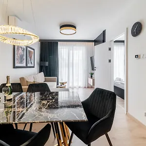  Apartament Perlowa